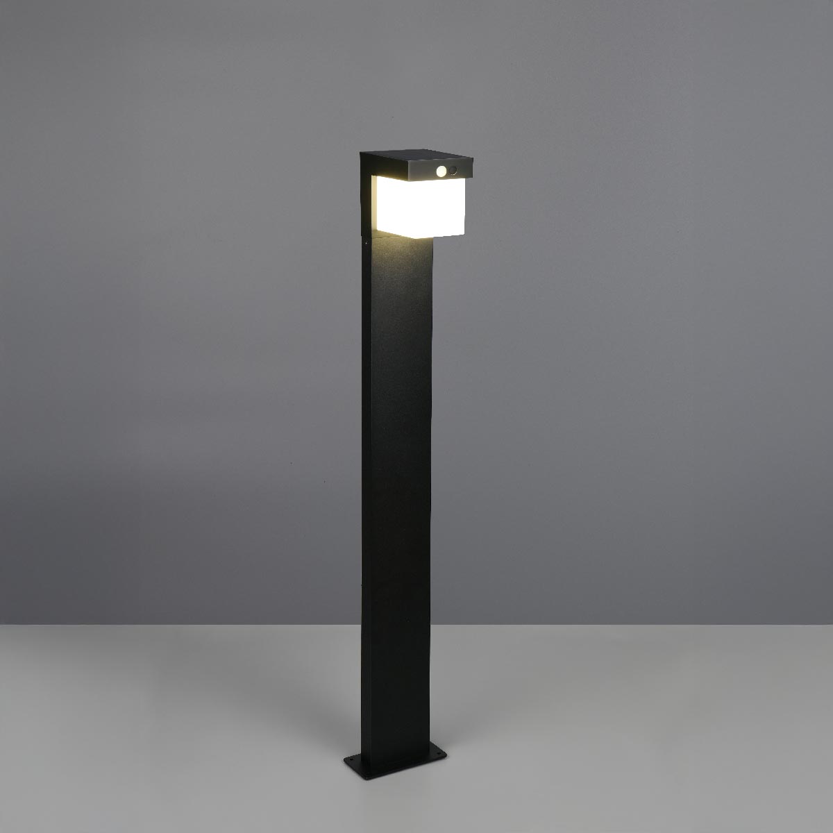 LED Aussen Stehleuchte, Pfosten, Schwarz, Bewegungssensor, Akku, Solar, IP44, 100 cm Höhe