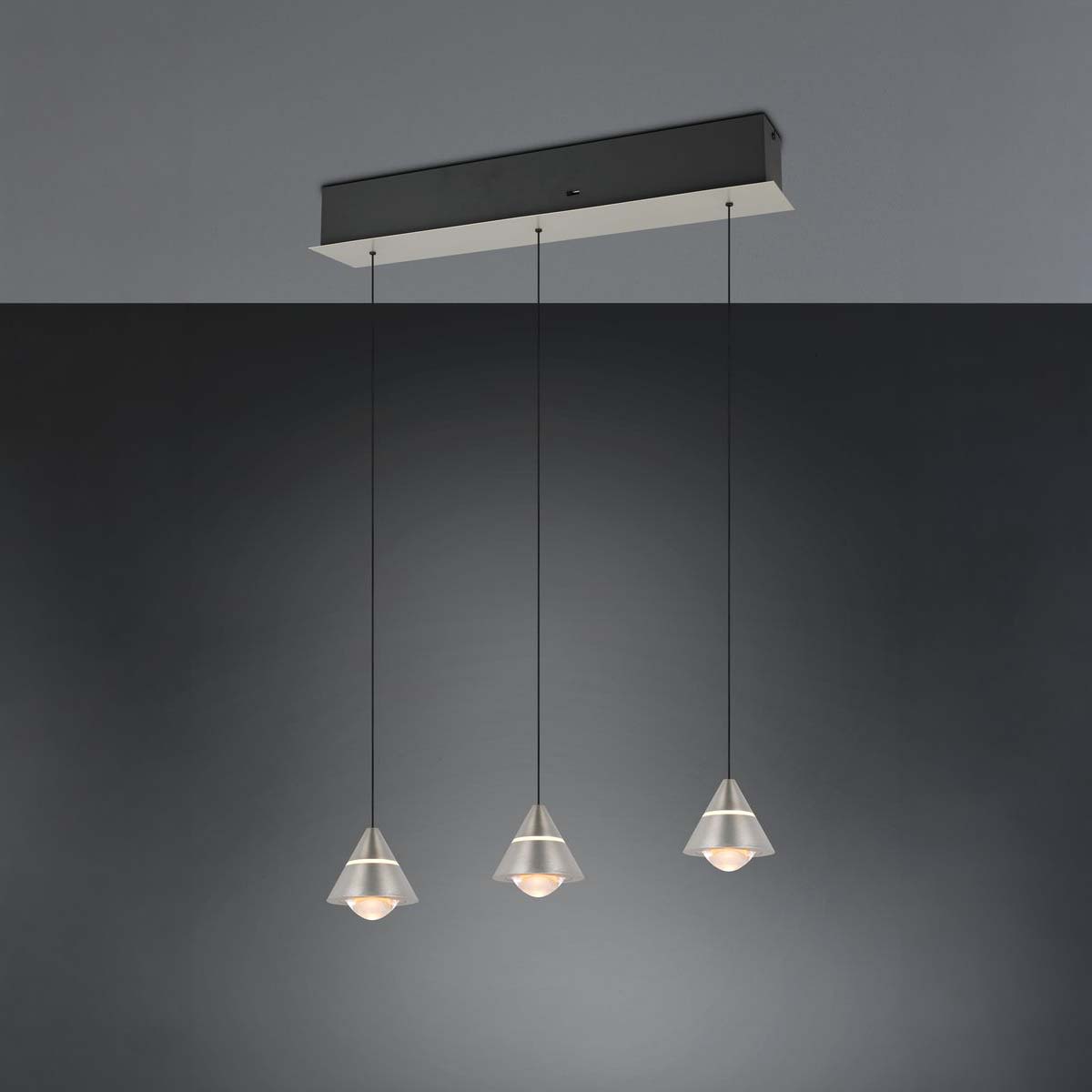 LED Pendelleuchte, 3 Strahler, Höhe verstellbar, CCT, 55 cm x 10 cm