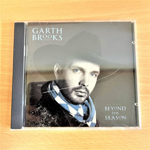 Garth-Brooks-Beyond-the-Season-CD-Country-19.11.2022-1-1024x1024