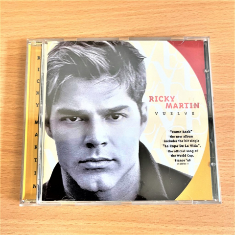 Ricky-Martin-Vuelve-CD-Musik-Lieder-spanisch-12.07.2023-1-1024x1024