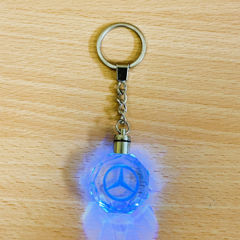 Schlüsselanhänger Mercedes Benz - mit wechselnden Farben - Accessoires - Auto - Sammeln - leuchten - 7