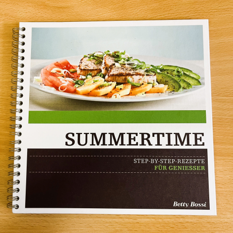 Betty Bossi Kochbuch – Summertime – Sommerrezepte – Schritt für Schritt – vegetarisch – Fleisch – Fisch – Desserts – Secondhand – Ringbuch - 1