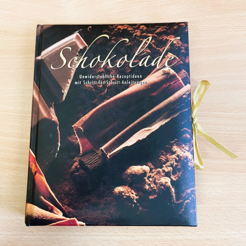 Schokolade-Kochbuch – Rezepte – Torten – warme Desserts – Pralinen – Schokoladengenuss – Backideen – Secondhand - 1