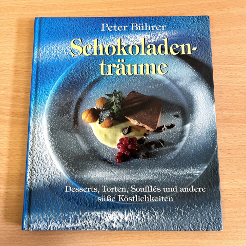 Schokoladen-Kochbuch – Peter Bührer – süsse Rezepte – warme und kalte Desserts – Pralinen – Torten – Backen mit Schokolade – Secondhand - 1