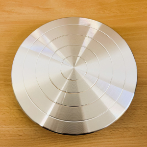 töpferscheibe-drehscheibe-tonarbeit-keramik-töpfern-werkzeug-töpferei-metall-scheibe-töpferbedarf-handwerk-drehen-tonscheibe-töpferwerkstatt-töpferzubehör-1