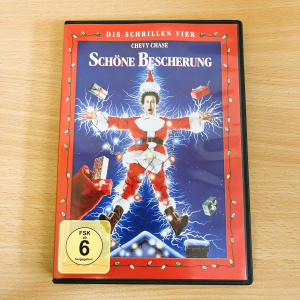 Schöne-Bescherung-Chevy Chase-Clark Griswold-Weihnachtsfilm-Klassiker-Komödie-Familie-Lacher-Festtagschaos-Christbaum-DVD - 1